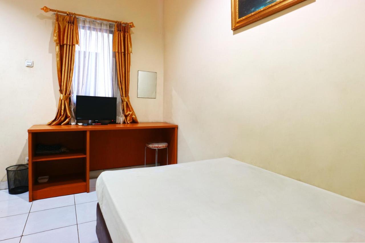 Sabrina Guest House Dżakarta Zewnętrze zdjęcie