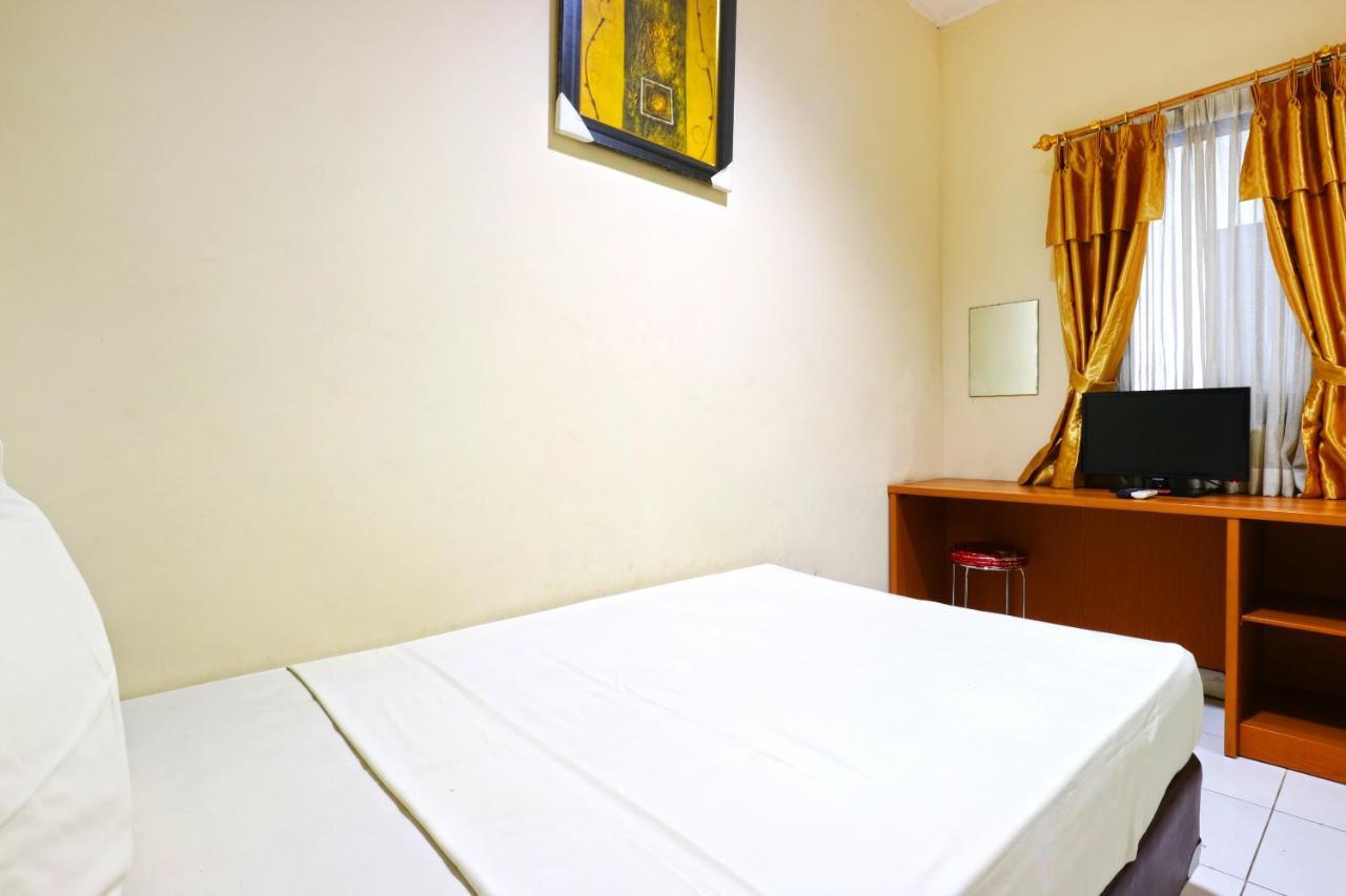 Sabrina Guest House Dżakarta Zewnętrze zdjęcie