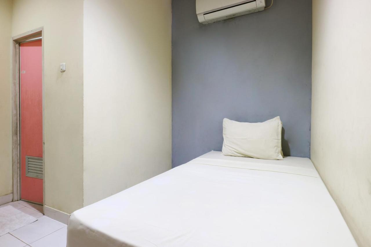 Sabrina Guest House Dżakarta Zewnętrze zdjęcie